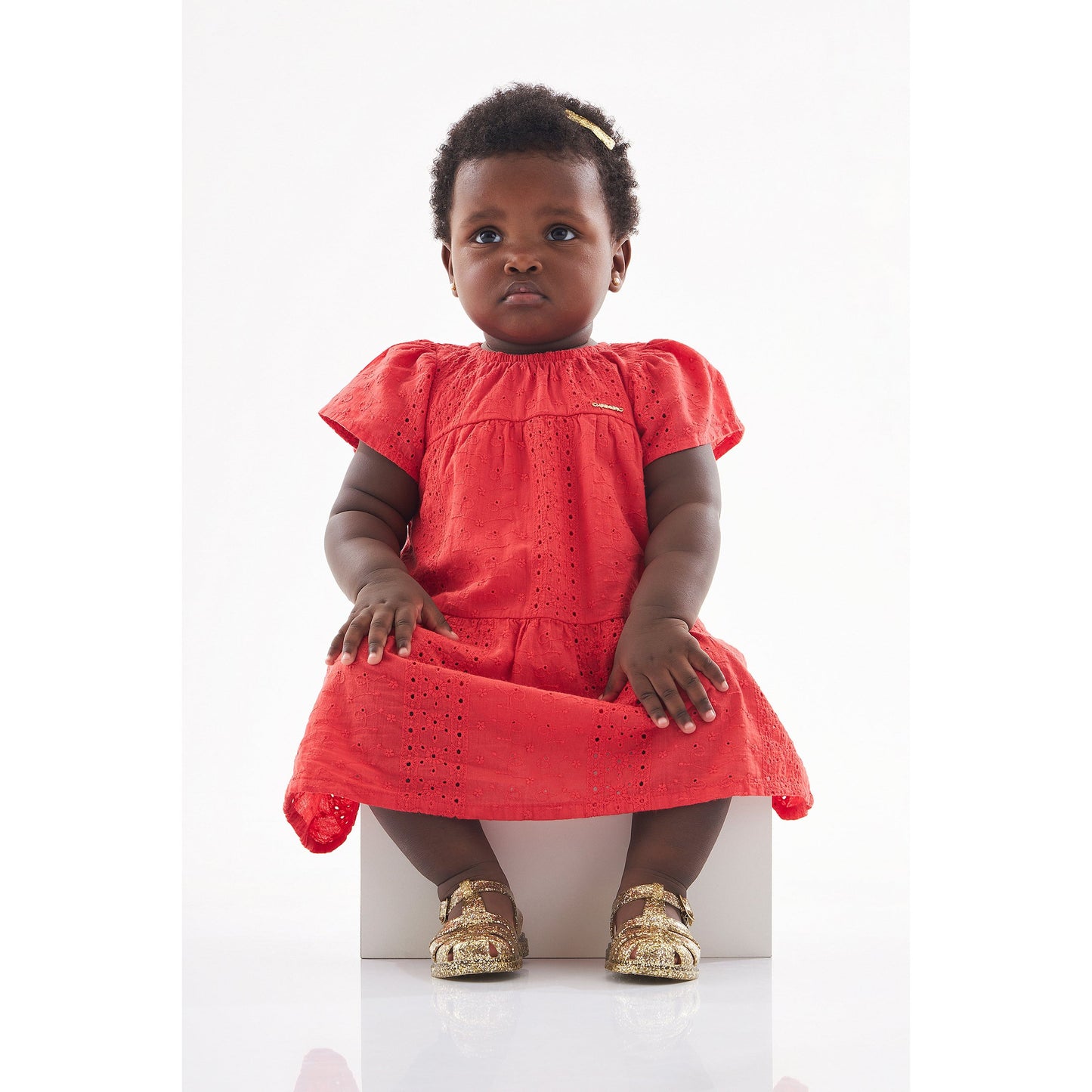 red laise dress