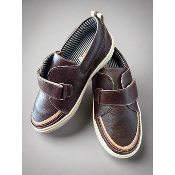 Zuca Leather Boys Shoes PEEK A BOO