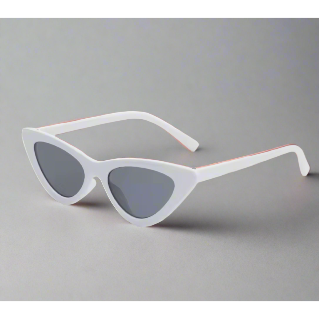 Retro Sunglasses PEEK A BOO