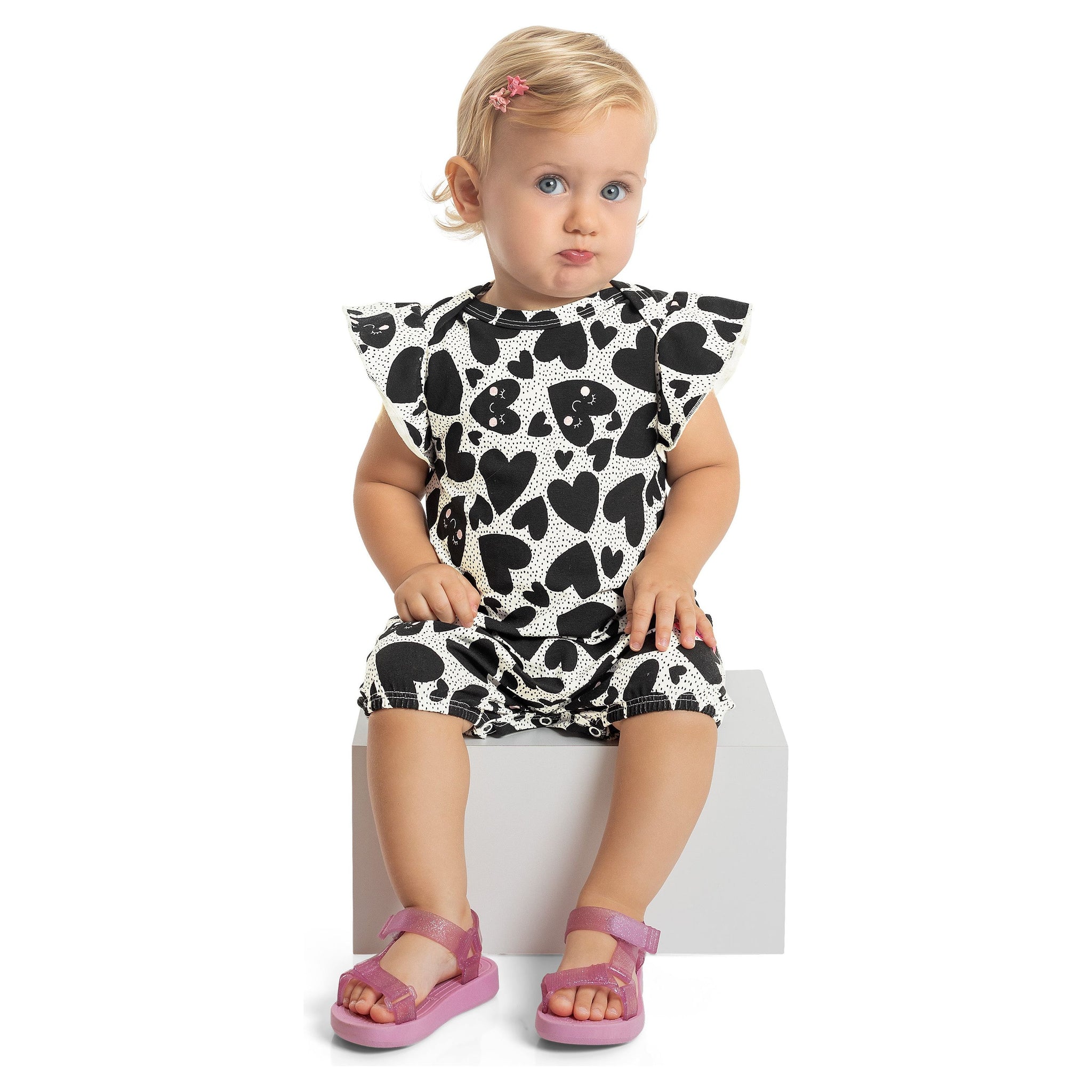 Happy Hearts PEEK A BOO