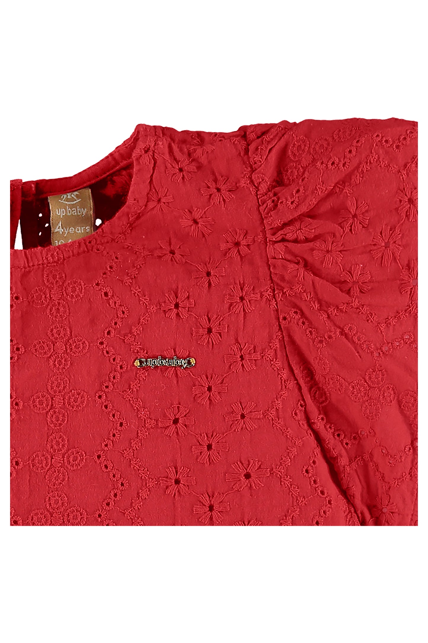 red laise shirt