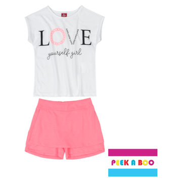 LOVE yourself girl! PEEK A BOO