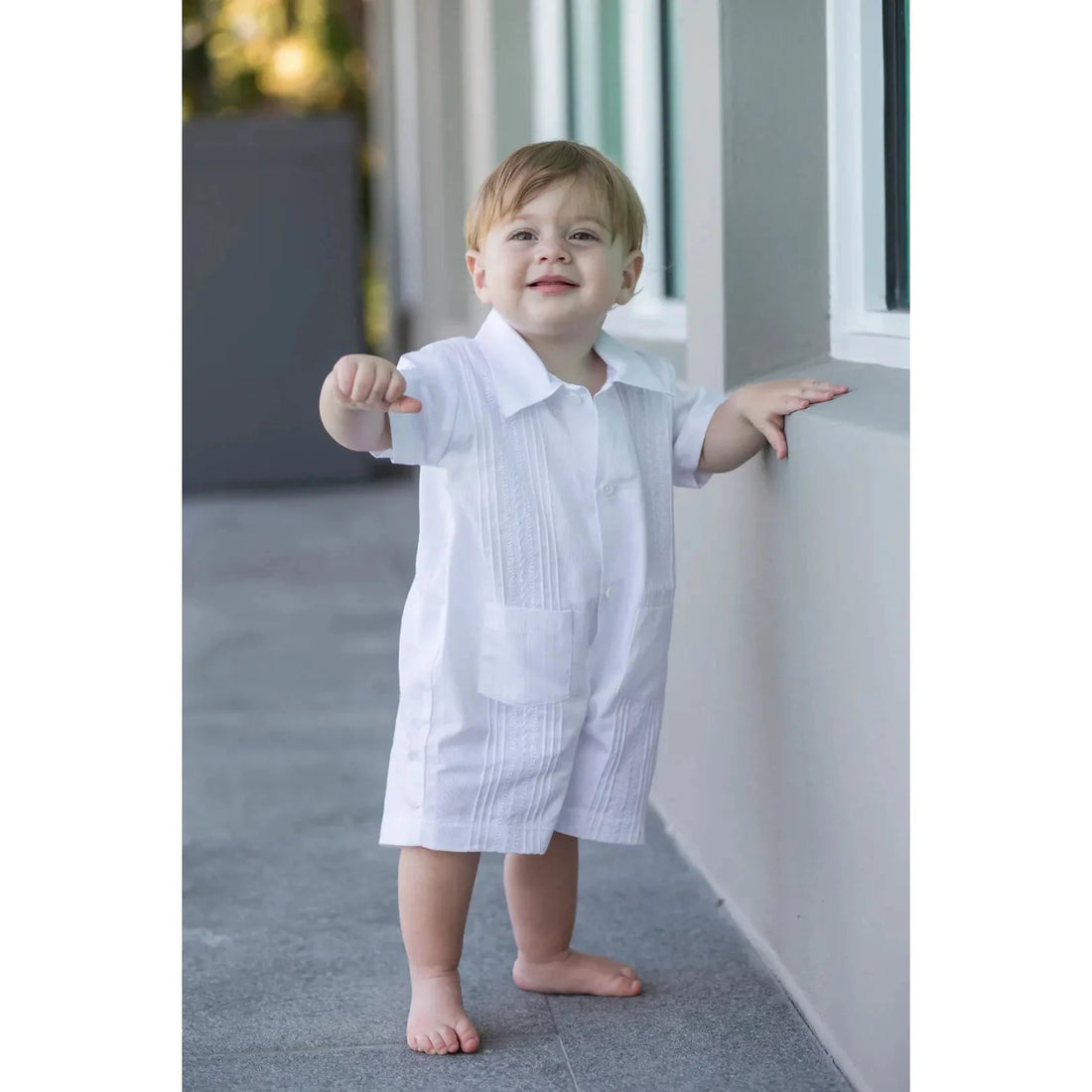 Baby Boy Guayabera PEEK A BOO
