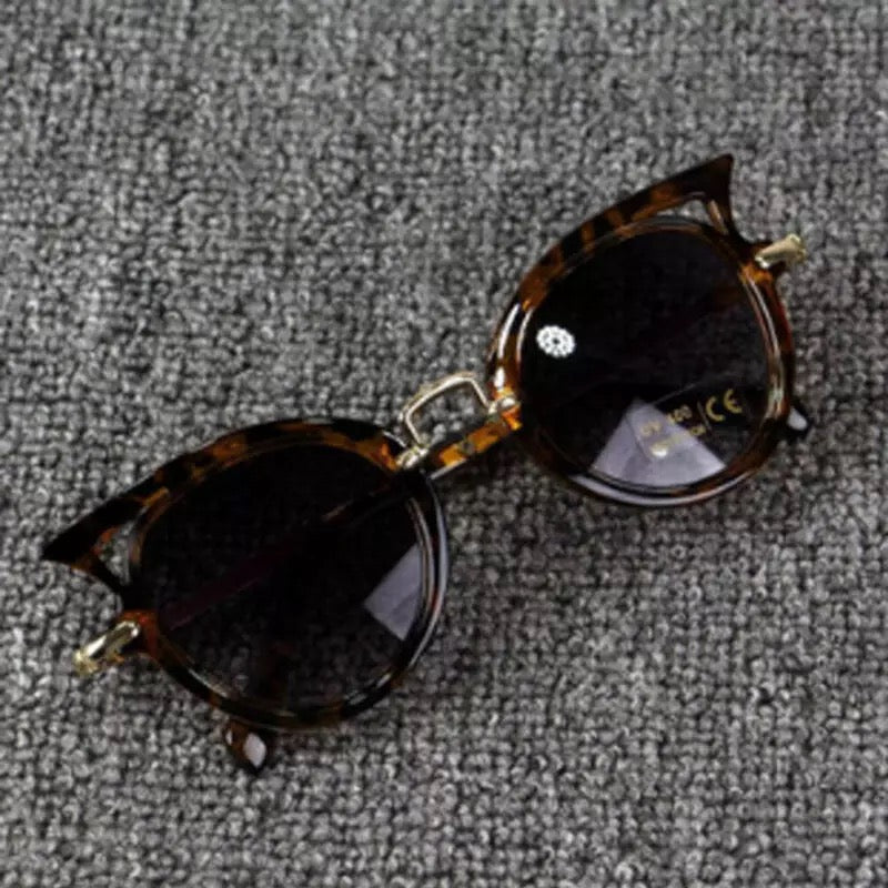Cat Eye Sunglasses PEEK A BOO